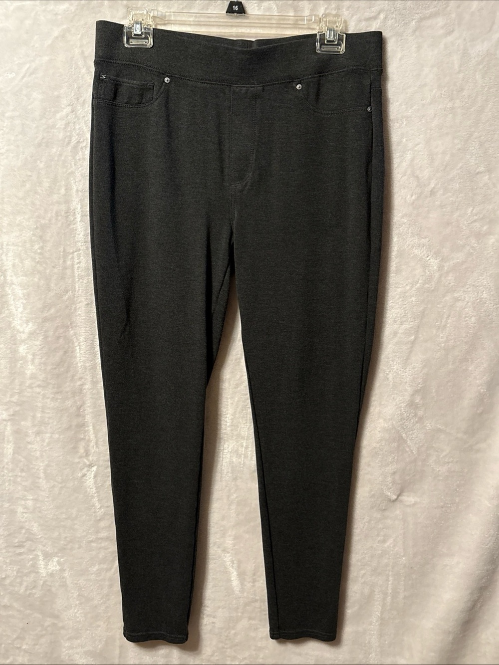 Seven7 Slim Knit Leggings with Faux Pocket Detail